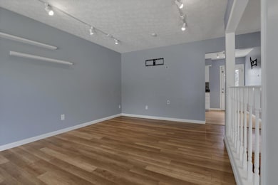 664 Bainbrook Ct, Reynoldsburg, OH 43068 - photo 6