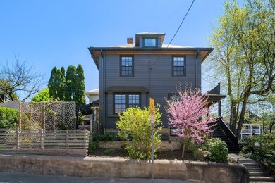 15 Bailey St, Somerville, MA 02144 - photo 2