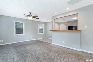2007 W 70th St, Davenport, IA 52806 - photo 5