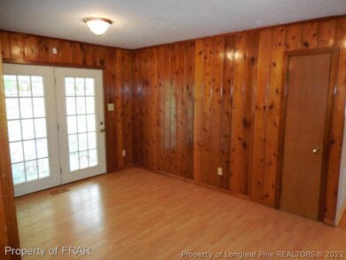 655 Wiltshire Rd, Fayetteville, NC 28314 - photo 6