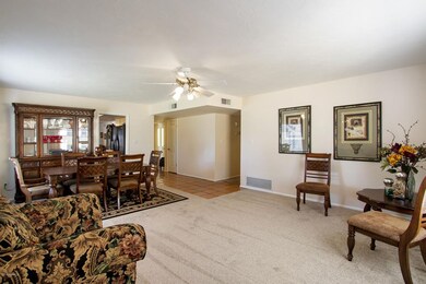 2807_E_Laurel_Ln-5283[1]