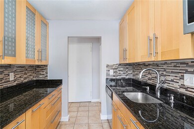 29 Bullocks Point Ave unit 5B, Riverside, RI 02915 - photo 7