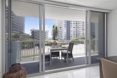 Regency Tower unit 2H, Miami Beach, FL 33140 - photo 7