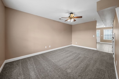 2287 Mccormick Ln unit I, Clarksville, TN 37040 - photo 3