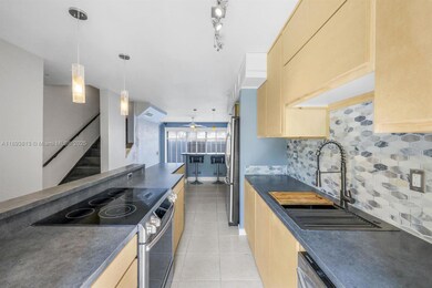 Berkeley Condominiums unit 122, Miami, FL 33176 - photo 3