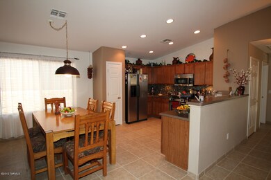 Kitchen/dinette