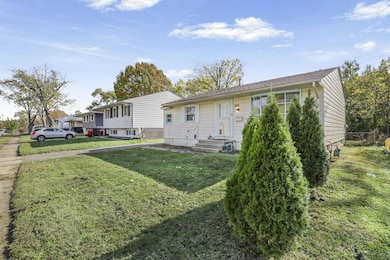 1577 Omar Dr, Columbus, OH 43207 - photo 2