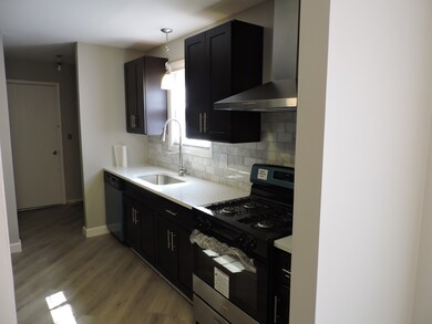 407 Beechwood Dr, Westmont, IL 60559 - photo 6