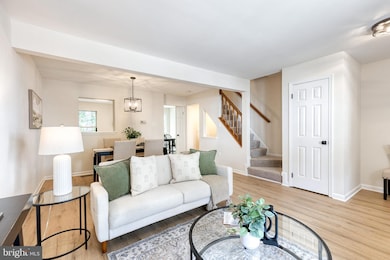 1127 Ingate Rd, Halethorpe, MD 21227 - photo 2