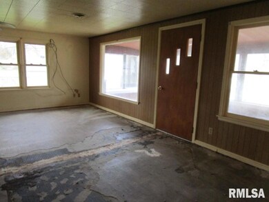 3546 W Queen Ann Ct, Peoria, IL 61615 - photo 6