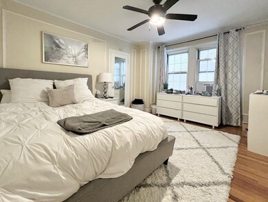 Warwick Condos unit 501, Brookline, MA 02446 - photo 5