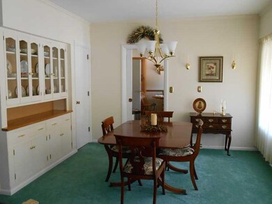 1205 Howard St, West Newton, PA 15089 - photo 3