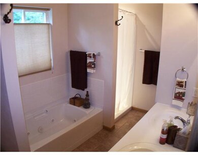 Master Bath/Spa.