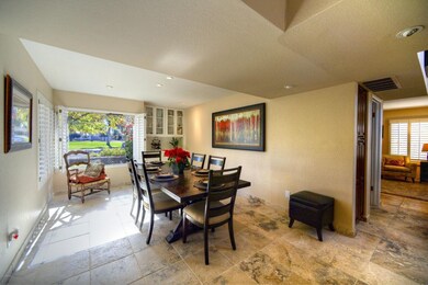 007_Dining Room