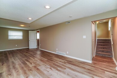 5352 Carbondale Dr, Columbus, OH 43232 - photo 2