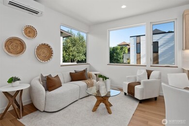 2214 Broadway E unit B, Seattle, WA 98102 - photo 3