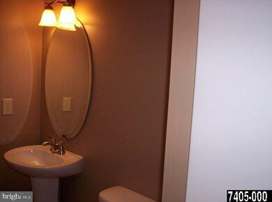 122 E King St, Littlestown, PA 17340 - photo 7