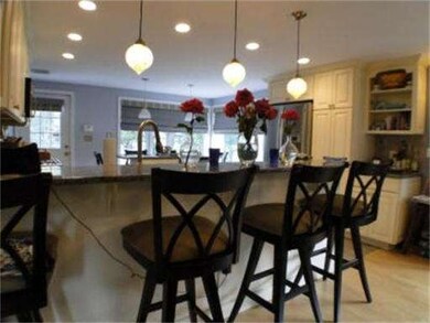 34 Pearl Rd, Saugus, MA 01906 - photo 7