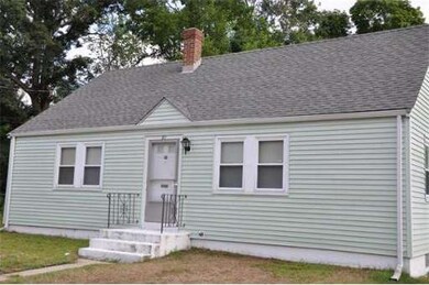 32 Malcolm Rd, Springfield, MA 01109 - photo 3