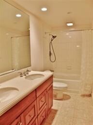 362 Deepwood Rd, Barrington, IL 60010 - photo 5