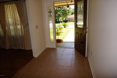 8179 Veracruz Dr, Jacksonville, FL 32211 - photo 6