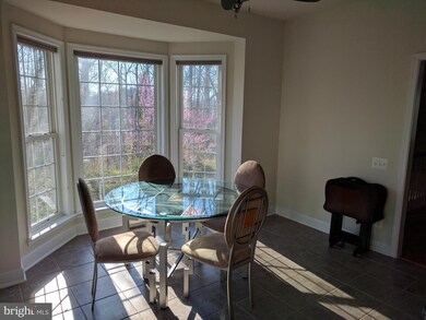 2100 Ivy Stone Place unit 172A, Woodbridge, VA 22191 - photo 6