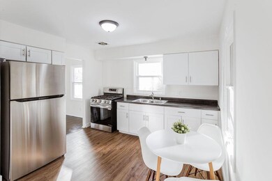 1068PaulineAve-30