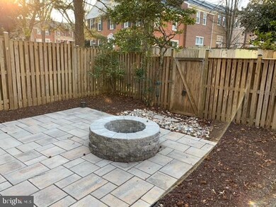 2370 Albot Rd, Reston, VA 20191 - photo 3