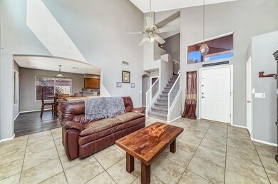 106-LivingRoom_2