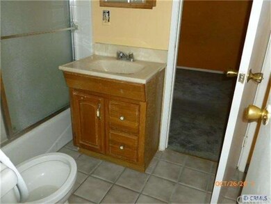 Bathroom - Front unit