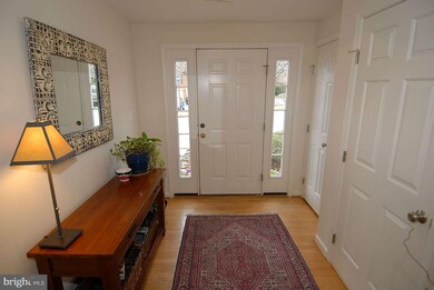 2017 N Buchanan Ct, Arlington, VA 22207 - photo 3