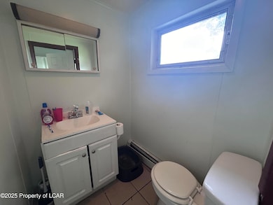 143 Zerby Ave, Kingston, PA 18704 - photo 4