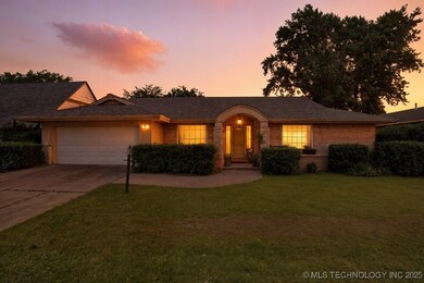 10715 E 27th St, Tulsa, OK 74129 - photo 2