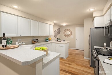 11520 NE 114th Ct, Kirkland, WA 98033 - photo 7