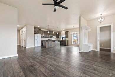 442 W Greenhurst Rd, Nampa, ID 83686 - photo 5