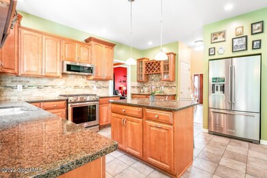 Hommati.com-4023_Newcastle_Rd_NY-05-26-2