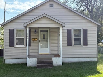 1000 S Oak Ave, Aurora, MO 65605 - photo 2