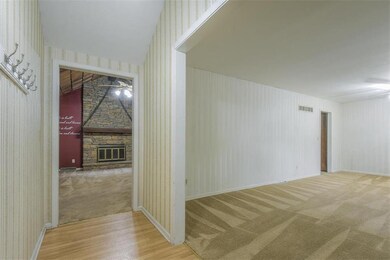 6020 Halsey St, Shawnee, KS 66216 - photo 4