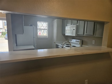 66 Abbey Rd, Euless, TX 76039 - photo 7