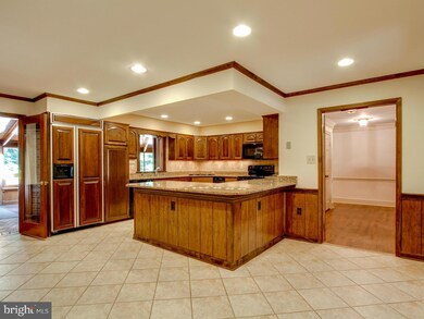 6704 Cedar View Ct, Clifton, VA 20124 - photo 7