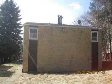 1023 Wallace Ave, Pittsburgh, PA 15221 - photo 4