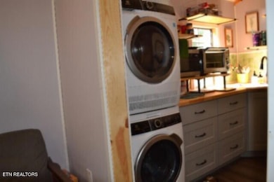 688 Boone Ridge Rd, Jamestown, TN 38556 - photo 4