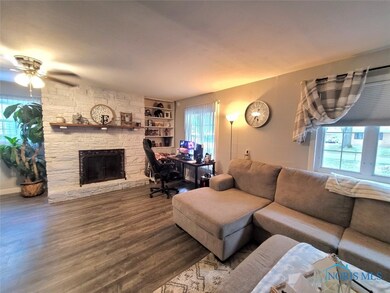 4742 Bowser Dr, Toledo, OH 43613 - photo 3