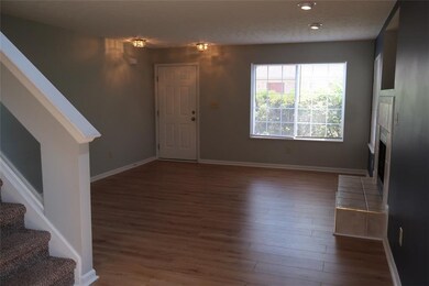 733 Cembra Dr, Greenwood, IN 46143 - photo 4