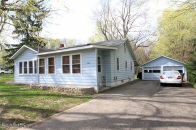 1760 W D Ave, Kalamazoo, MI 49009 - photo 2