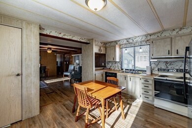 23 4th Ave, Westfield, MA 01085 - photo 6