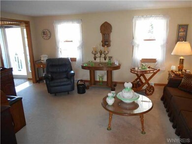 7316 Winbert Dr, North Tonawanda, NY 14120 - photo 5