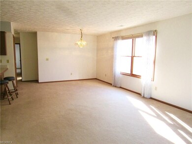 Great space and neural! Freshly painted walls and 