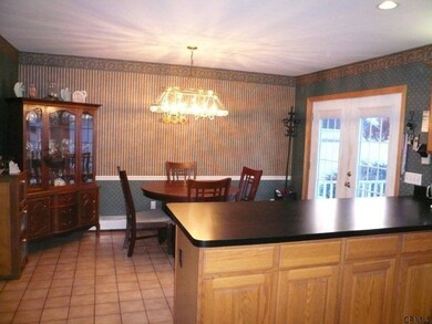 417 4th Ave, Troy, NY 12182 - photo 3