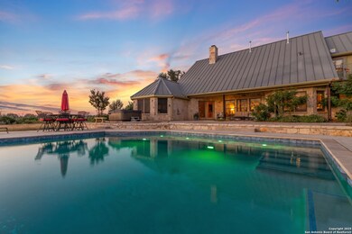 647 Funf Kinder Rd, Fredericksburg, TX 78624 - photo 6